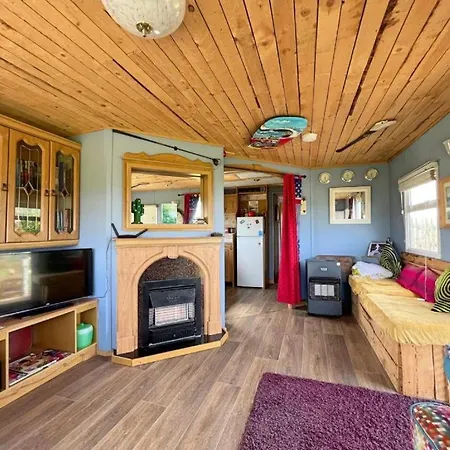 Big Sky Oceanview Retreat - Sleeps 6 Hébergement de vacances *