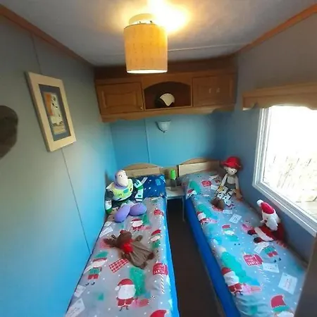 Big Sky Oceanview Retreat - Sleeps 6 *